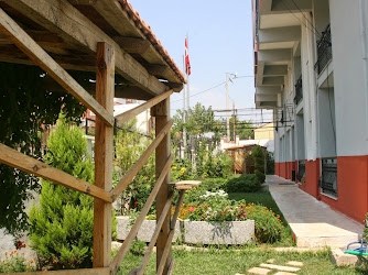 Üniversite Öğrenci Evi