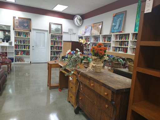 Thrift Store «3 Way Thrift Store Inc», reviews and photos, 10152 Central Ave, Montclair, CA 91763, USA