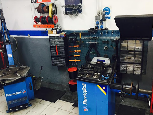 Taller Gavà Reparación (Diagnosis y reparación del automóvil) en Gavà, Barcelona