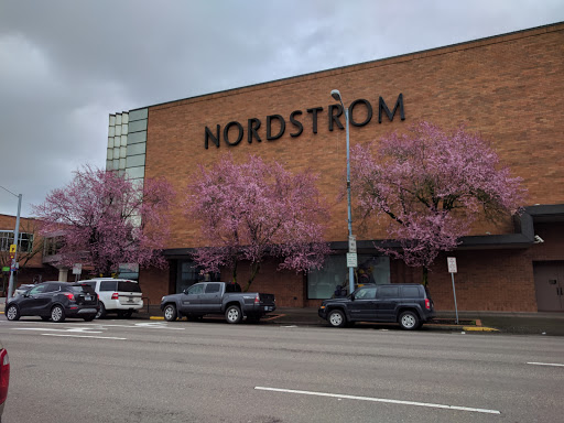 Shopping Mall «Salem Center», reviews and photos, 401 Center St NE, Salem, OR 97301, USA