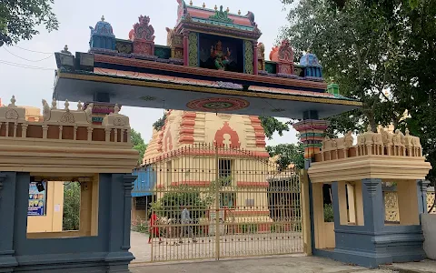 Om Sri Skandasramam image