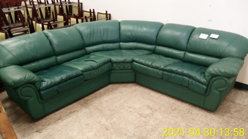 Furniture Store «Hotel Liquidation Warehouse», reviews and photos, 1830 US-19, Holiday, FL 34691, USA