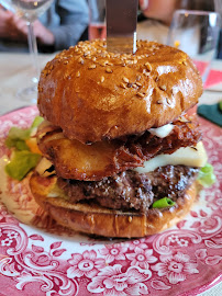 Hamburger du Restaurant Le Comptoir De Famille à Lachapelle-Sous-Rougemont - n°10