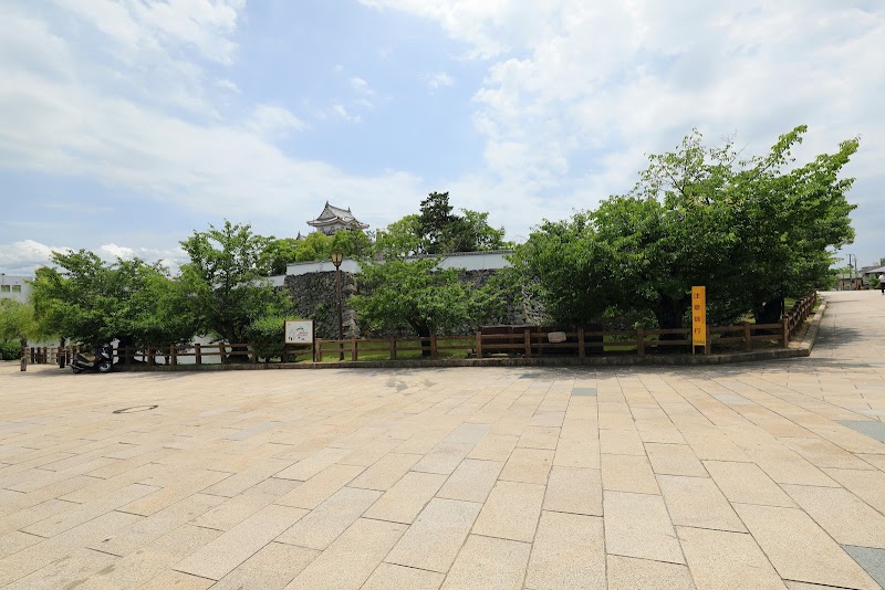 岸和田城 二の丸東櫓門跡