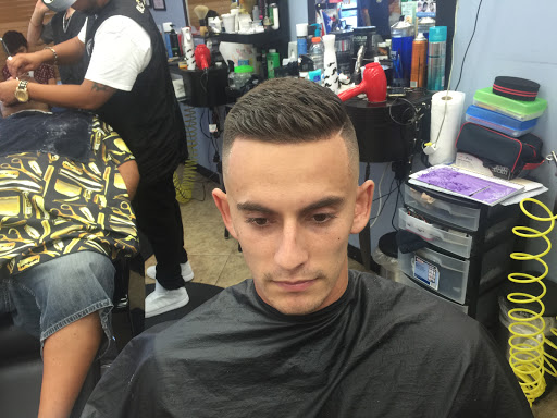 Barber Shop «All Star Barber Shop», reviews and photos, 11229 E Colonial Dr, Orlando, FL 32817, USA