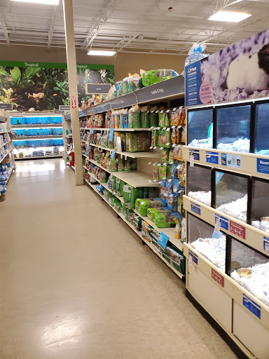 Pet Supply Store «PetSmart», reviews and photos, 2865 Oak Valley Dr, Ann Arbor, MI 48103, USA