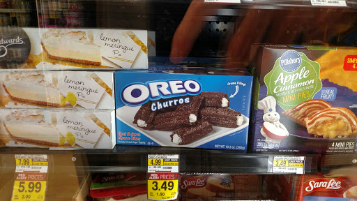 Grocery Store «Jewel-Osco», reviews and photos, 1069 N Roselle Rd, Hoffman Estates, IL 60195, USA