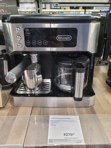 Electronics Store «Best Buy», reviews and photos, 115 N 76th St, Omaha, NE 68114, USA