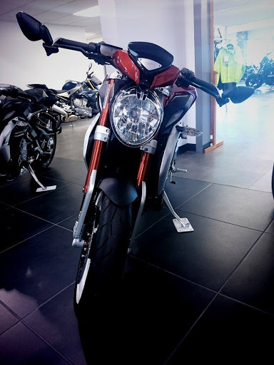 BMW Motorcycle Dealer «Hourglass Cycles», reviews and photos, 6080 Lanier Islands Pkwy, Buford, GA 30518, USA