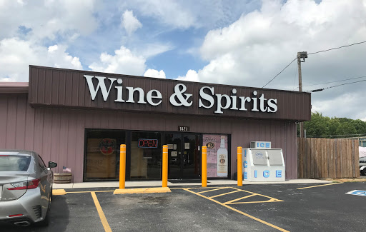 Liquor Store «Interstate Wine & Spirits», reviews and photos, 1427 Interstate Dr, Cookeville, TN 38501, USA