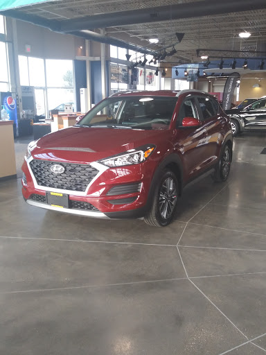 Used Car Dealer «Ron Marhofer Used Car SuperCenter», reviews and photos, 1350 Main St, Cuyahoga Falls, OH 44221, USA