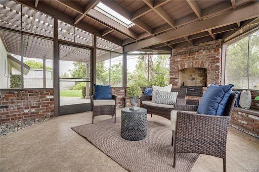 Lori Loucks, Seven Gables Real Estate REALTOR, CNE, SRES image