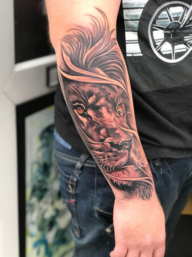 Tattoo artists realism Leicester
