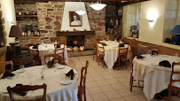 Atmosphère du Restaurant Auberge de la Vieille Eglise à Trégastel - n°11