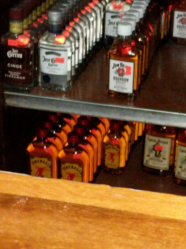 Liquor Store «Rite Liquors», reviews and photos, 1649 W Division St, Chicago, IL 60622, USA