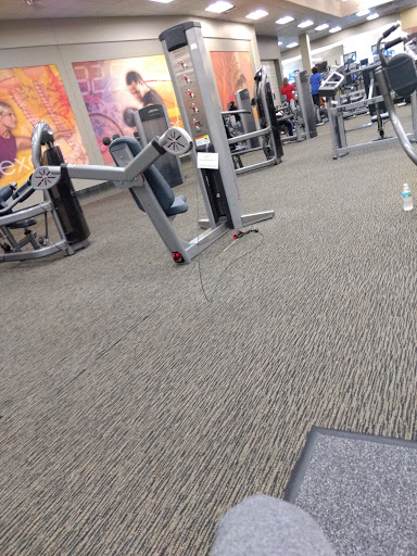 Gym «LA Fitness», reviews and photos, 3223 Fairlane Dr, Allen Park, MI 48101, USA