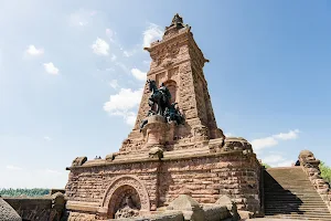 Kyffhäuserdenkmal mit Kaiser Barbarossa image