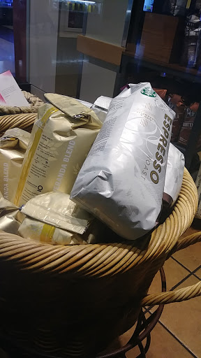 Coffee Shop «Starbucks», reviews and photos, 5900 Sugarloaf Pkwy, Lawrenceville, GA 30043, USA