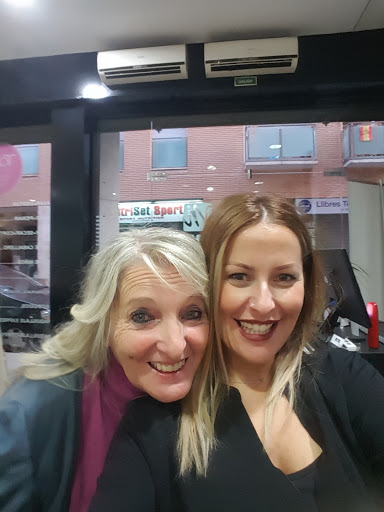 M&G Peluquería y Estética en Caiella, Barcelona