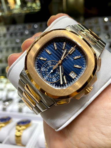 Watch Store «Diamond Club Jewelry Store Miami, Used Rolex Watches Miami», reviews and photos, 36 NE 1st St #154, Miami, FL 33132, USA