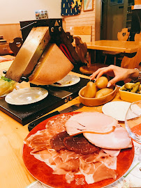 Raclette du Restaurant L'Assiette Comtoise à Sainte-Geneviève-des-Bois - n°13