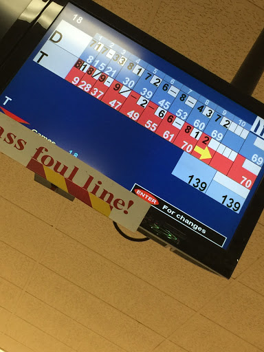 Bowling Alley «Whitestone Lanes», reviews and photos, 30-05 Whitestone Expy, Flushing, NY 11354, USA