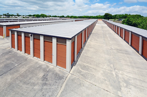 Self-Storage Facility «Storage Zone Self Storage and Business Centers», reviews and photos, 1866 S Wilburn Dr, Avon Park, FL 33825, USA