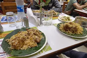 Dada Boudi Biryani image