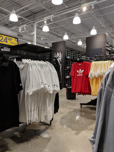 Sporting Goods Store «Adidas Outlet Store Leesburg», reviews and photos, 241 Fort Evans Rd NE #897, Leesburg, VA 20176, USA