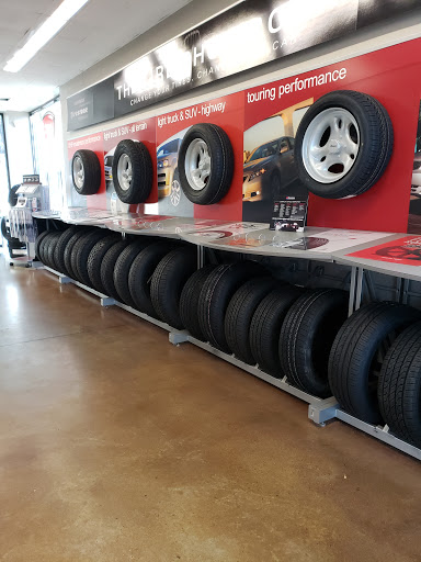 Tire Shop «Firestone Complete Auto Care», reviews and photos, 475 Amherst St, Nashua, NH 03063, USA