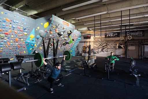 Mountain Strong Denver Climbing and CrossFit