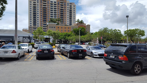 Office Supply Store «Staples», reviews and photos, 2120 SW 32nd Ave, Coral Gables, FL 33145, USA