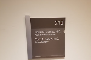Dr. David M Cumes MD