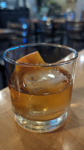 38 Degrees Ale House & Grill