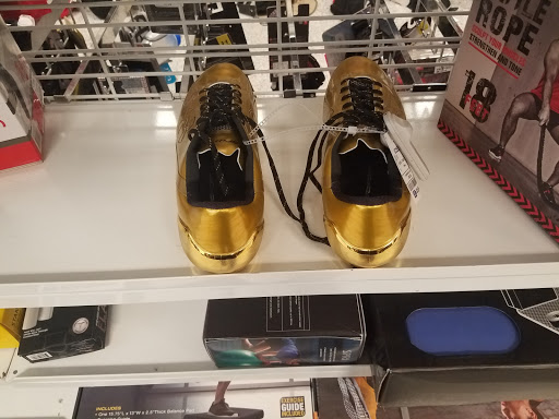 Clothing Store «Ross Dress for Less», reviews and photos, 9135 E Stockton Blvd, Elk Grove, CA 95624, USA