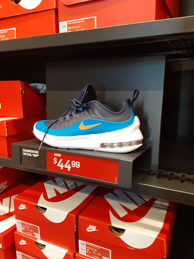 Sporting Goods Store «Nike Factory Store», reviews and photos, 20 City Blvd W #617, Orange, CA 92868, USA