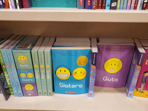 Book Store «Barnes & Noble Booksellers Libbie Place», reviews and photos, 5501 W Broad St, Richmond, VA 23230, USA