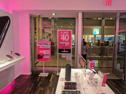 Cell Phone Store «T-Mobile», reviews and photos, 400 Commons Way #2045, Bridgewater, NJ 08807, USA