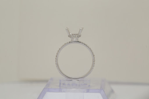 Jewelry Store «Select Jewelers, LLC», reviews and photos, 2221 S Voss Rd, Houston, TX 77057, USA