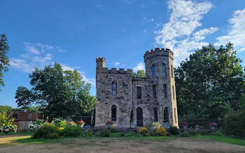 Winnekenni Castle image
