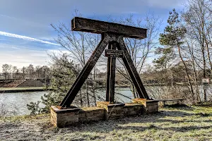 Denkmal Möllers Brücke image