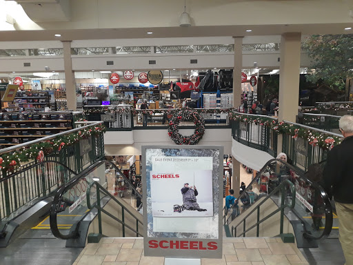 Sporting Goods Store «SCHEELS», reviews and photos, 1850 Adams St, Mankato, MN 56001, USA