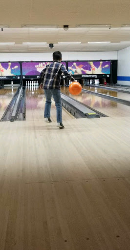 Bowling Alley «Woodburn Bowl», reviews and photos, 435 N Pacific Hwy, Woodburn, OR 97071, USA