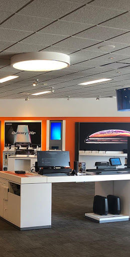 Cell Phone Store «AT&T», reviews and photos, 14002 Farm to Market 2920 Suite A, Tomball, TX 77377, USA