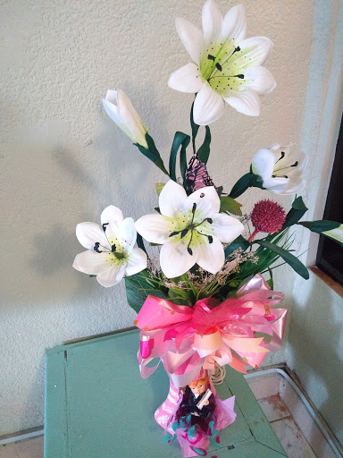 Regaladeria Rainbow florería en  en la zona 56536 Ixtapaluca, Méx.