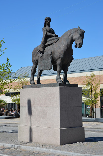 Statue af Margrete I af Anne Marie Carl-Nielsen