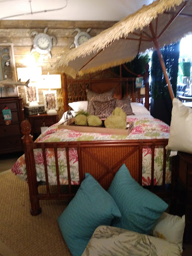 Furniture Store «Fine Furniture by Gordons», reviews and photos, 18101 S Tamiami Trail, Fort Myers, FL 33908, USA
