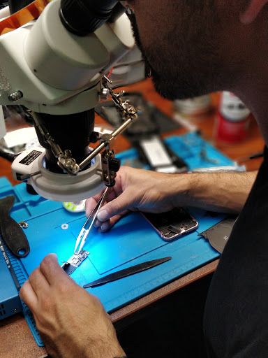 Computer Repair Service «Rockstar Computers & Iphone Repair Meridian», reviews and photos, 3340 N Eagle Rd #101, Meridian, ID 83646, USA