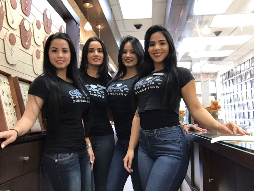 Jeweler «Ariel Joyerias», reviews and photos, 2476 W 60th St, Hialeah, FL 33016, USA