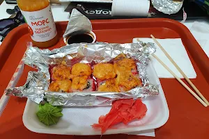 Sushi Khiro Plaza image